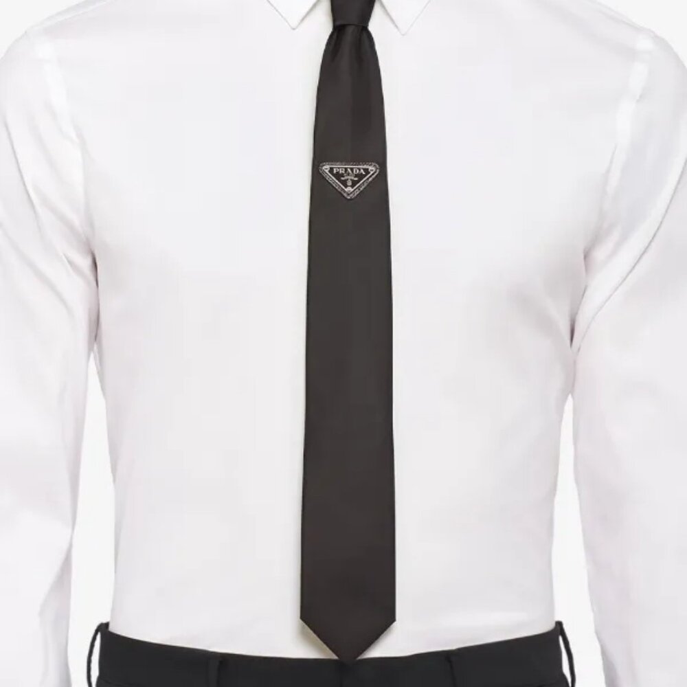 PRADA Black Tie - Picture 7 of 7